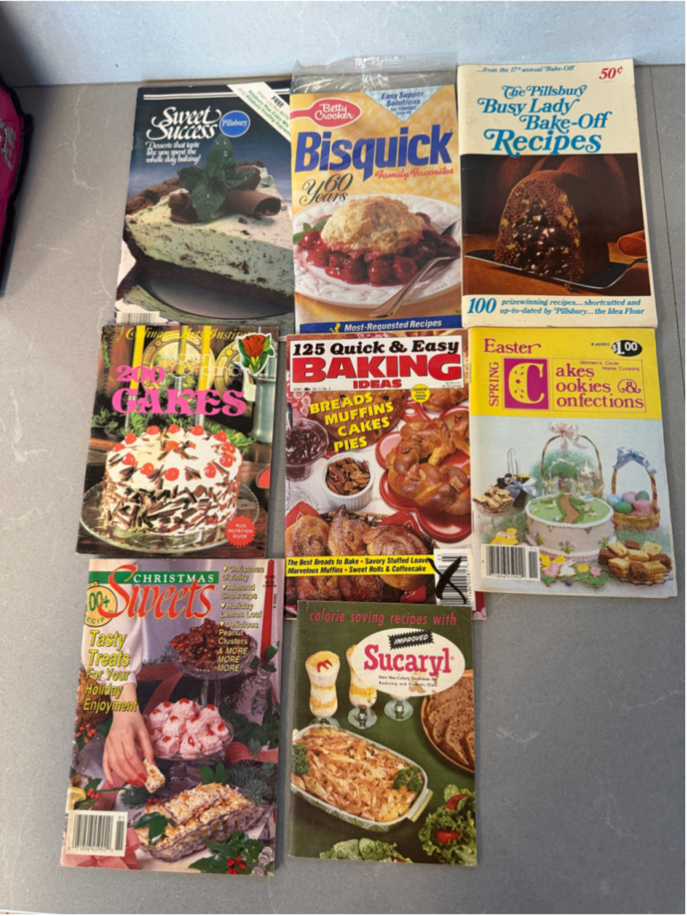 Vintage Cookbook Lot 8 Pillsbury Betty Crocker Bisquick Cakes Baking Recipes